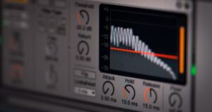 kinh nghiệm sửa loa - Close-up of audio editing software interface featuring waveform and controls.