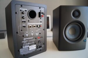 Sửa Loa Kiểm âm - Thiết bị âm thanh Nova Việt Nam
