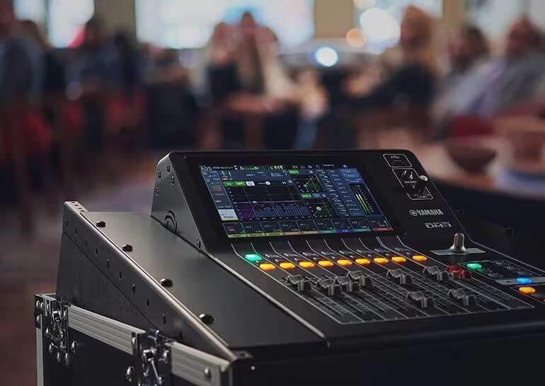 Dấu hiệu nhận biết sớm màn hình Digital Mixer sắp bị đơ - Màn Hình Digital Mixer Bị Đơ